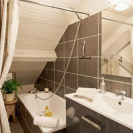 Lejlighed Cosy Lotus Quartz T2 - Centre - Place Du Forail - Balcon Et Parking Gratuit Dans La Rue Pau